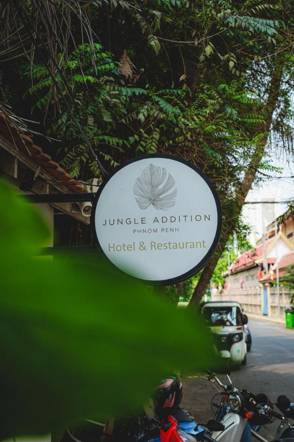 Jungle Addition 金边 外观 照片